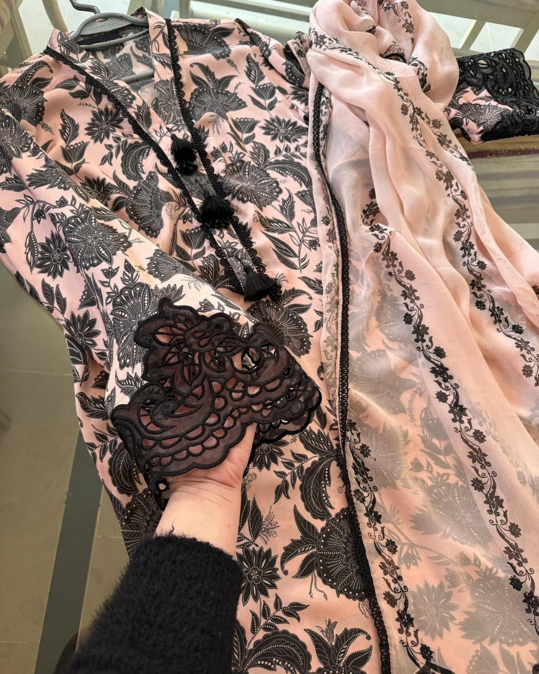 The Beauty of Unstitched Lawn Dresses for Women