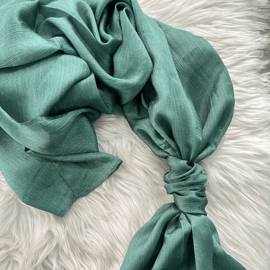 ET-MINT GREEN CRINKLE SILK-HIJAB