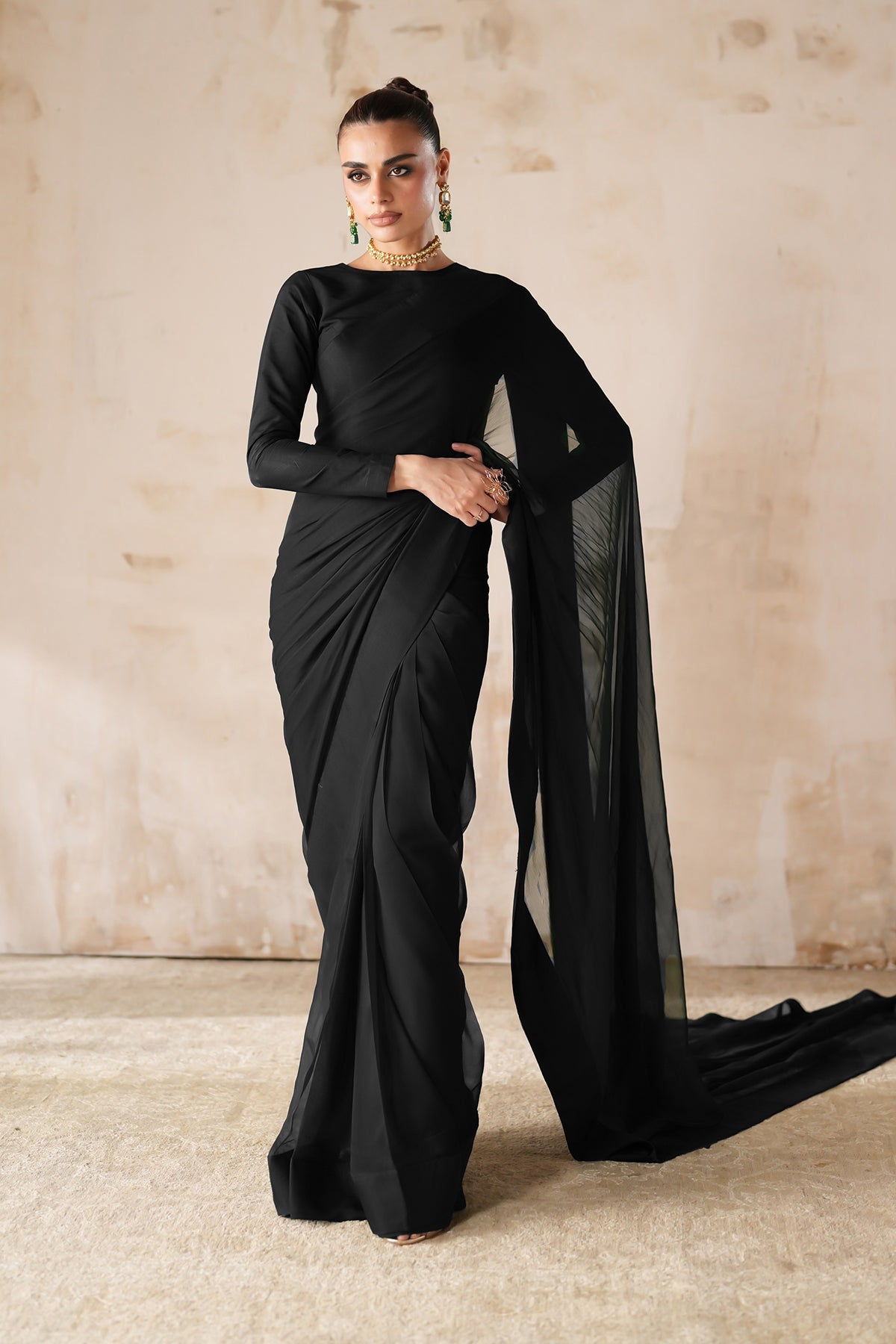 ET-PLAIN BLACK-SAREE