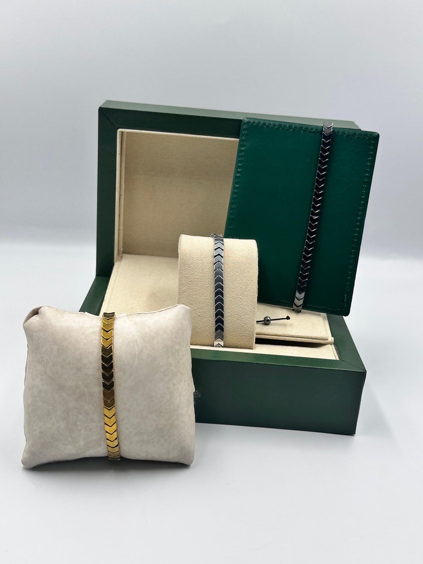 🖤 2 Bracelets of Hematite Arrows – Unisex Energy Stone