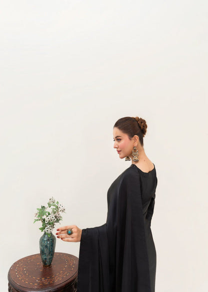 ET-PLAIN BLACK-SAREE