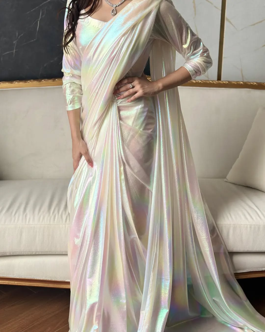 ET-LILY WHITE-SAREE