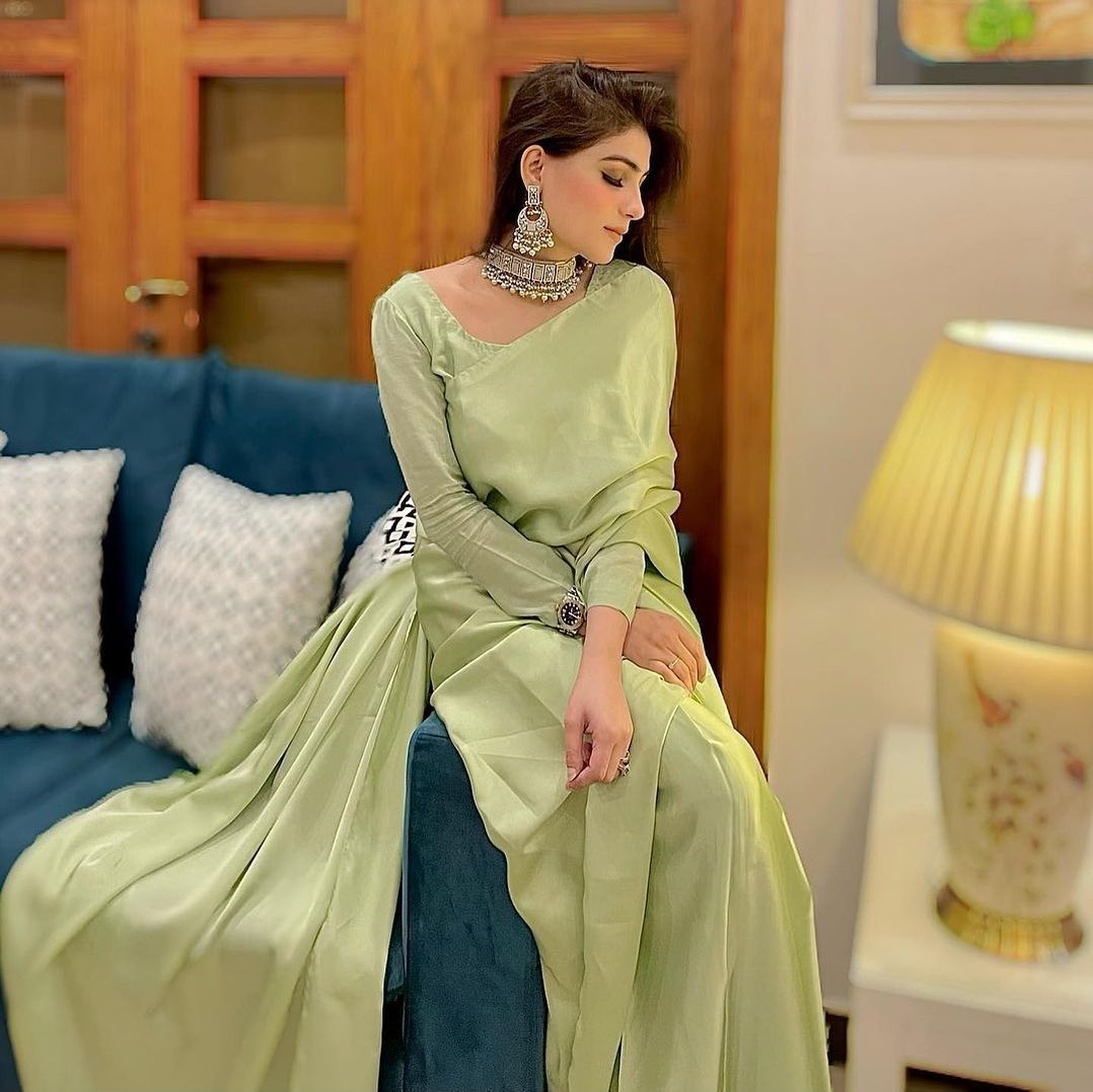 ET-PISTACHIO-SAREE